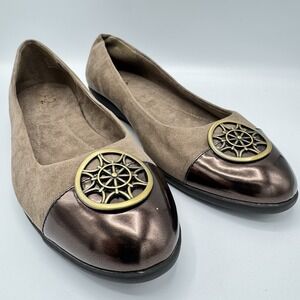 Aerosoles A2 Trend Book Ballet Flats Womens 7M Taupe Cap Toe Slip On Shoes